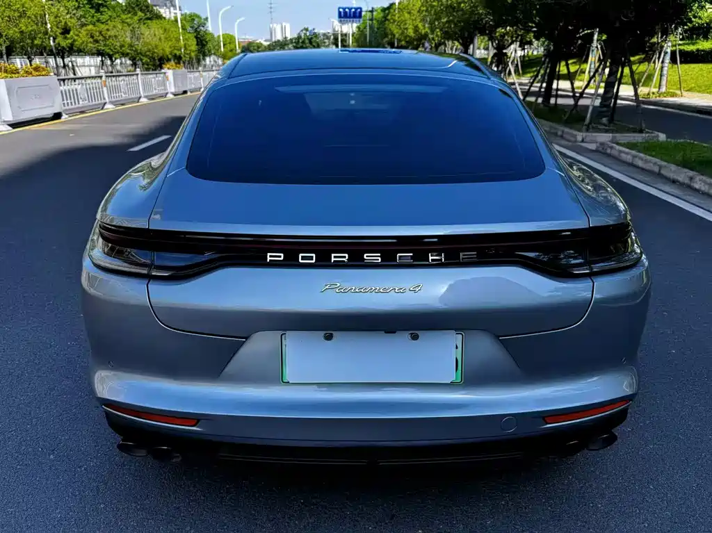 Porsche Panamera Hybrid — фото 8