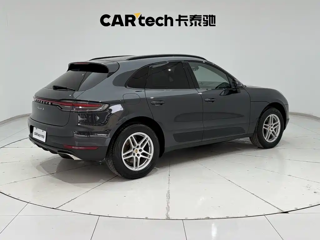 Porsche Macan — фото 5