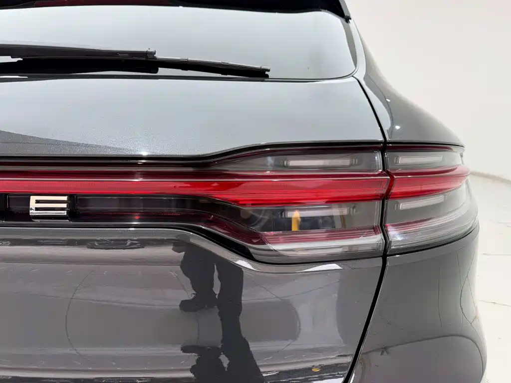 Porsche Macan — фото 10