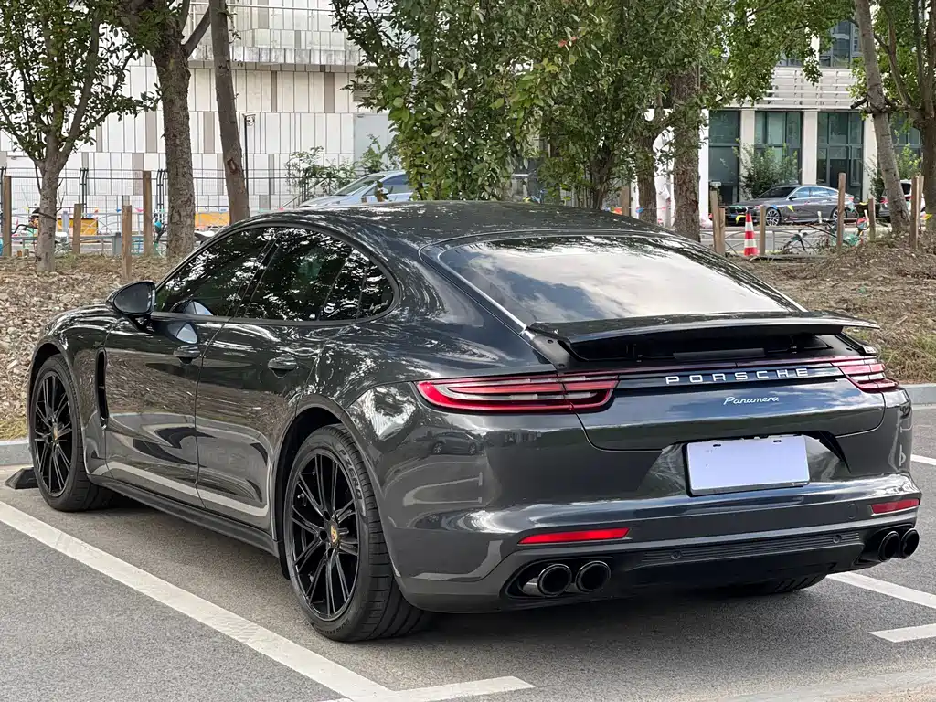 Porsche Panamera — фото 4