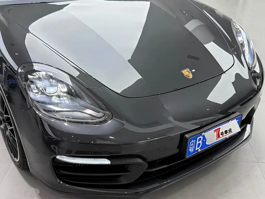 Porsche Panamera — фото 10