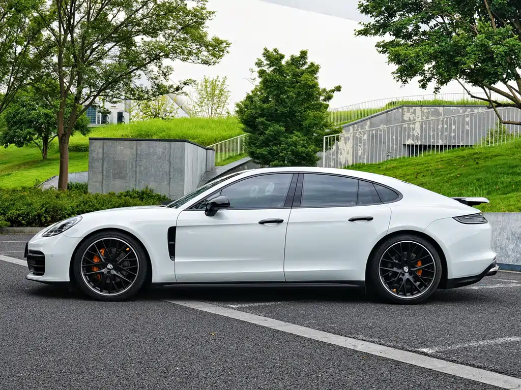 Porsche Panamera — фото 3