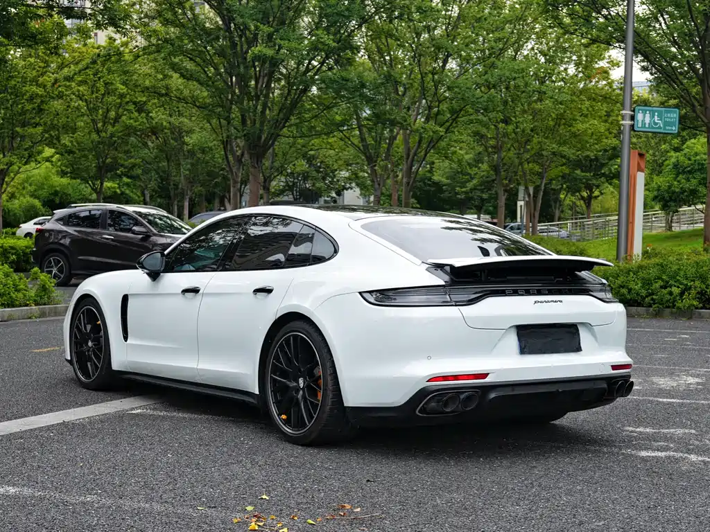 Porsche Panamera — фото 4