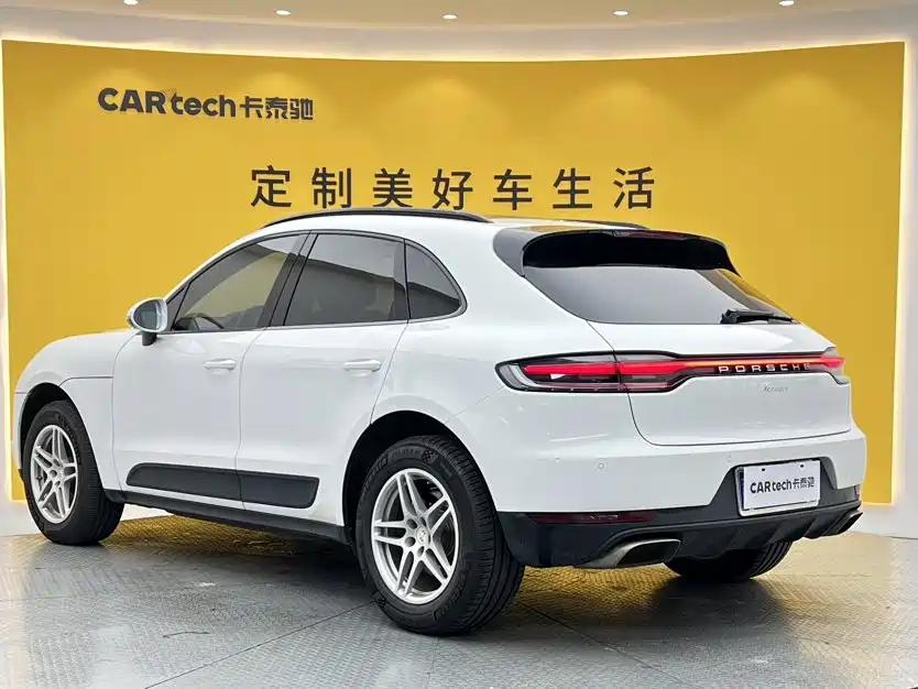 Porsche Macan — фото 6