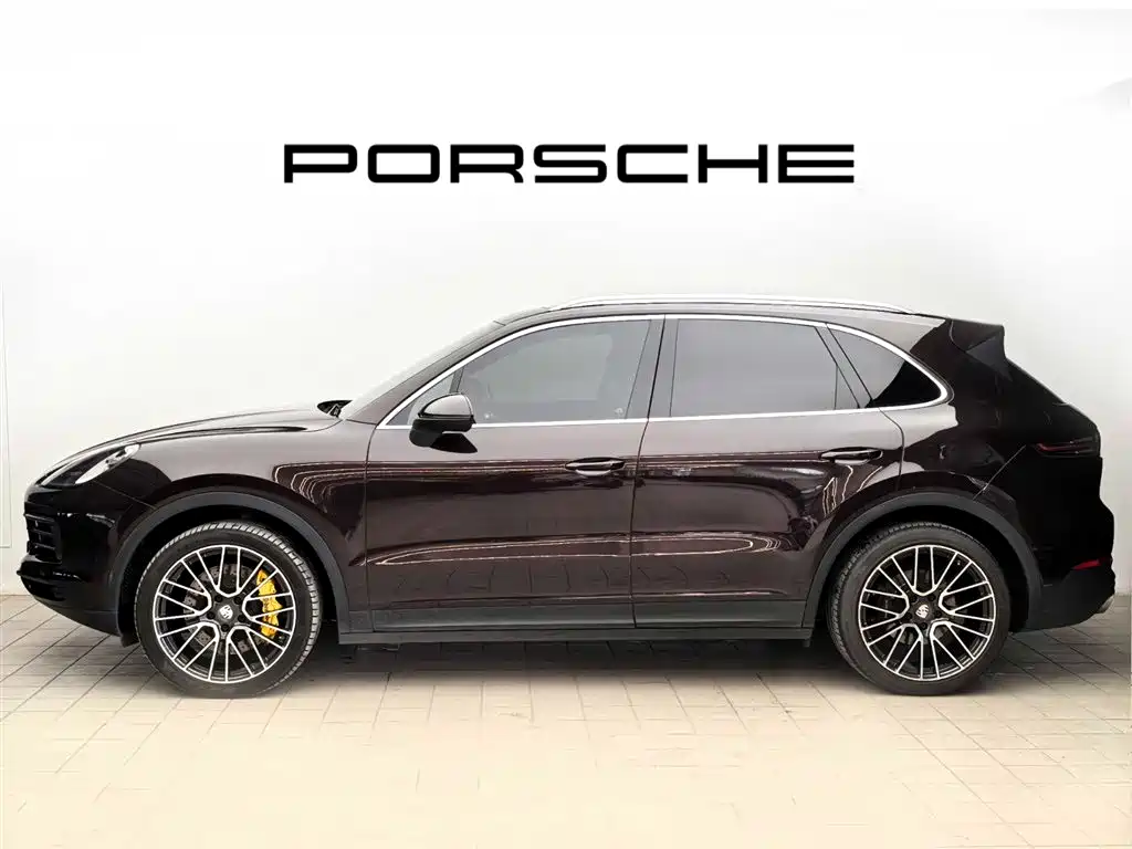 Porsche Cayenne — фото 7