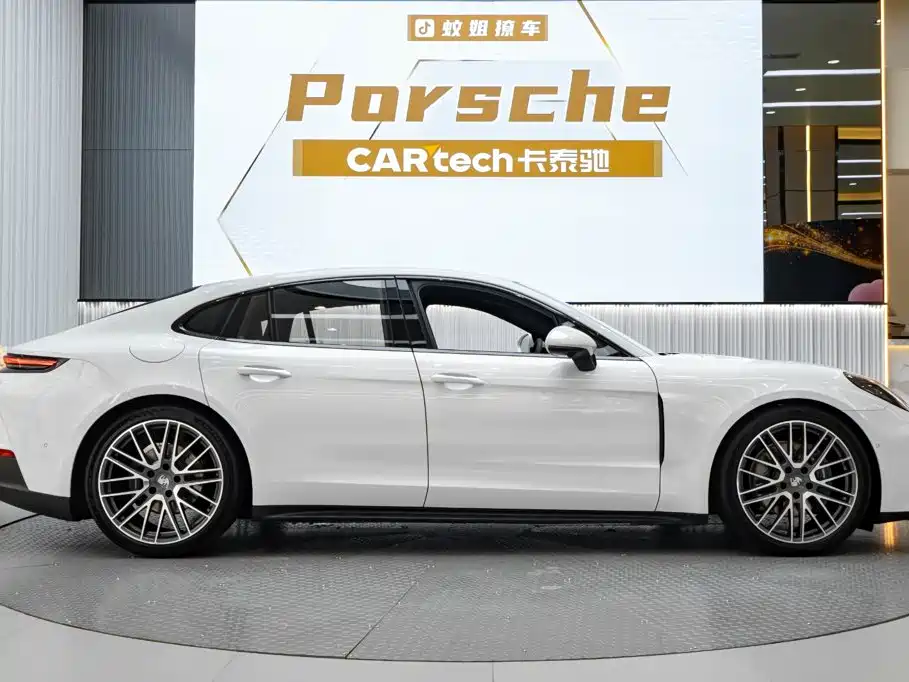 Porsche Panamera — фото 4