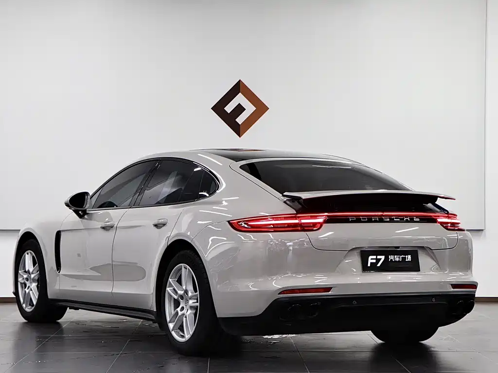 Porsche Panamera — фото 4