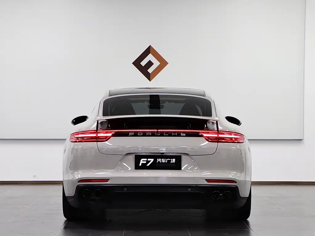 Porsche Panamera — фото 5