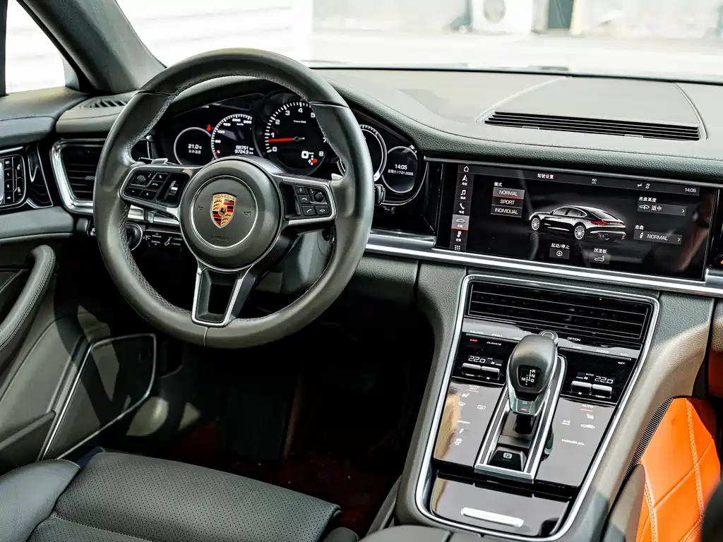 Porsche Panamera — фото 11