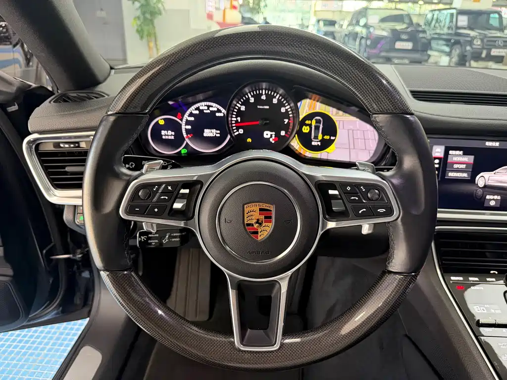 Porsche Panamera — фото 9