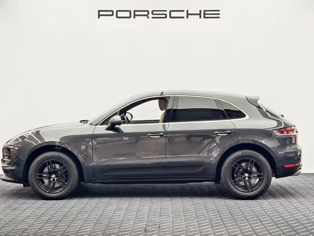 Porsche Macan — фото 7
