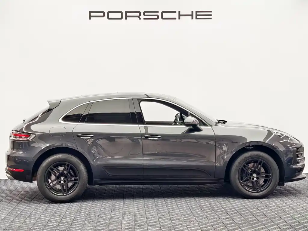 Porsche Macan — фото 9