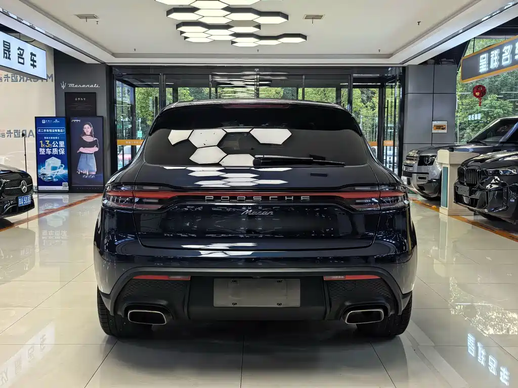 Porsche Macan — фото 14