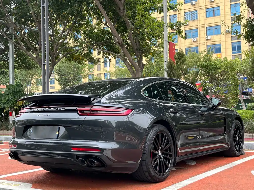 Porsche Panamera — фото 9