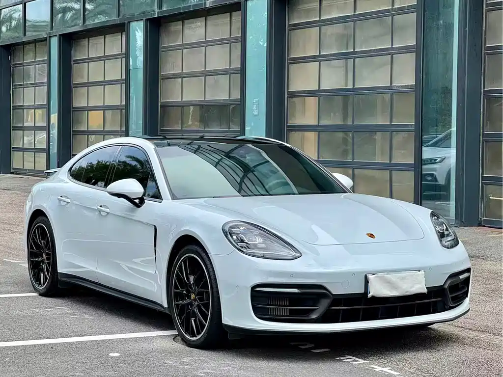 Porsche Panamera — фото 11