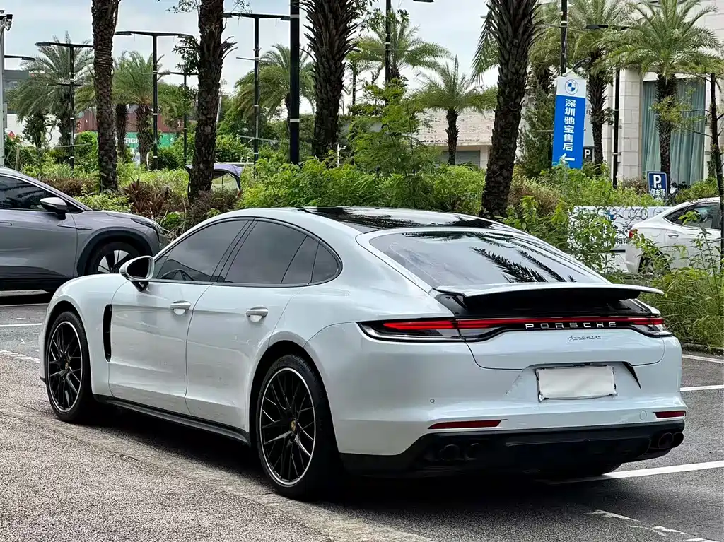 Porsche Panamera — фото 13