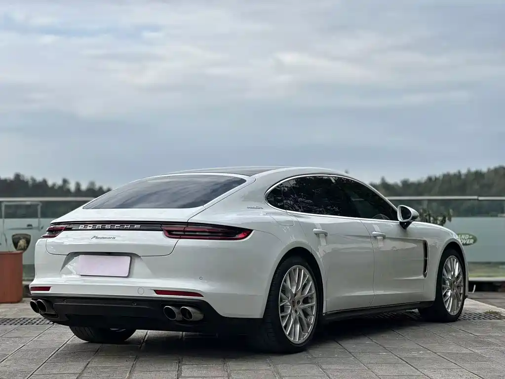 Porsche Panamera — фото 4