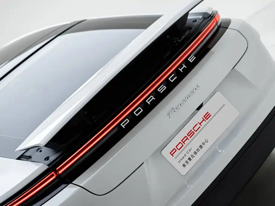 Porsche Panamera — фото 6