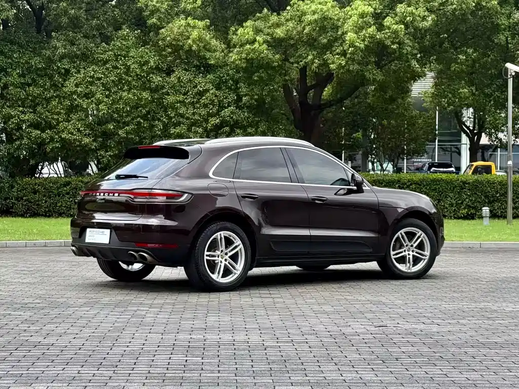Porsche Macan — фото 5