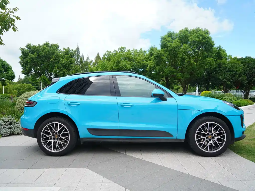 Porsche Macan — фото 19