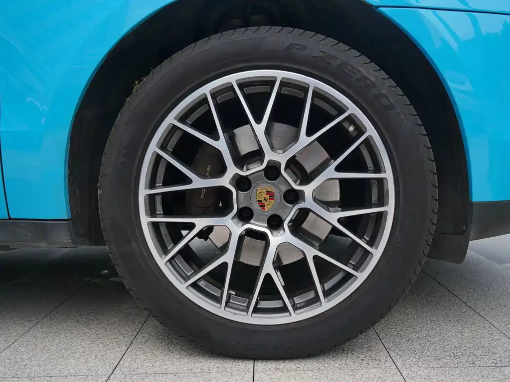 Porsche Macan — фото 4