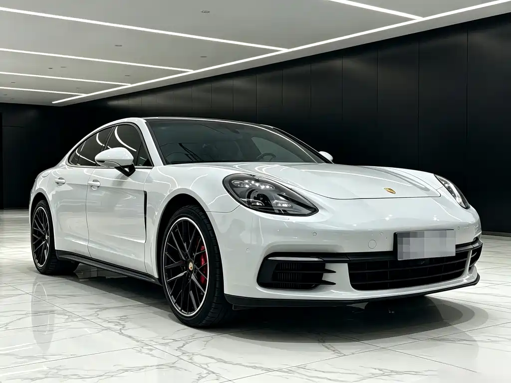 Porsche Panamera — фото 3