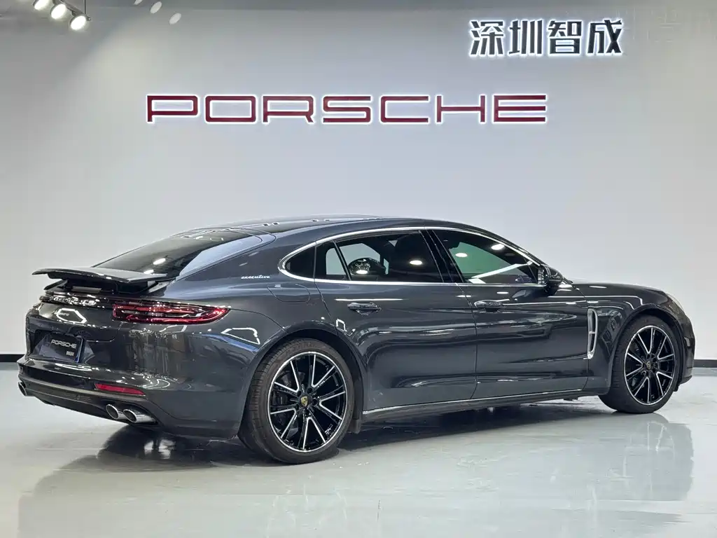 Porsche Panamera — фото 9