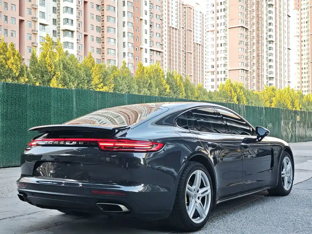 Porsche Panamera — фото 9