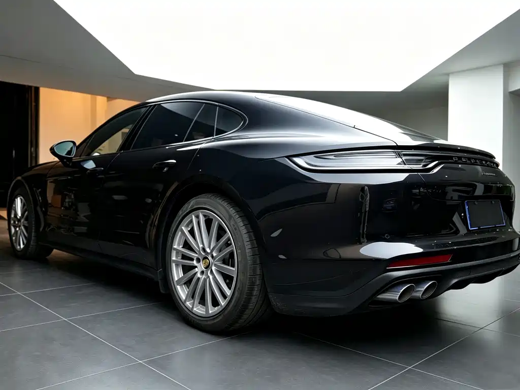 Porsche Panamera — фото 6