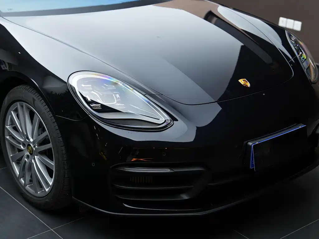 Porsche Panamera — фото 7