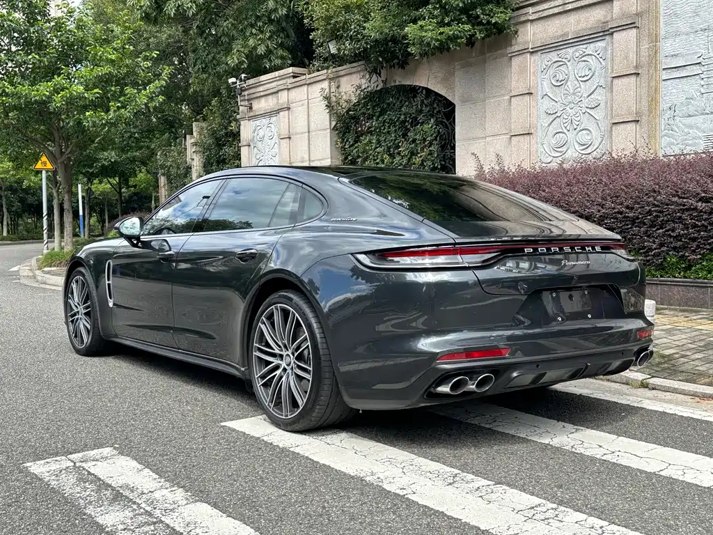 Porsche Panamera — фото 15