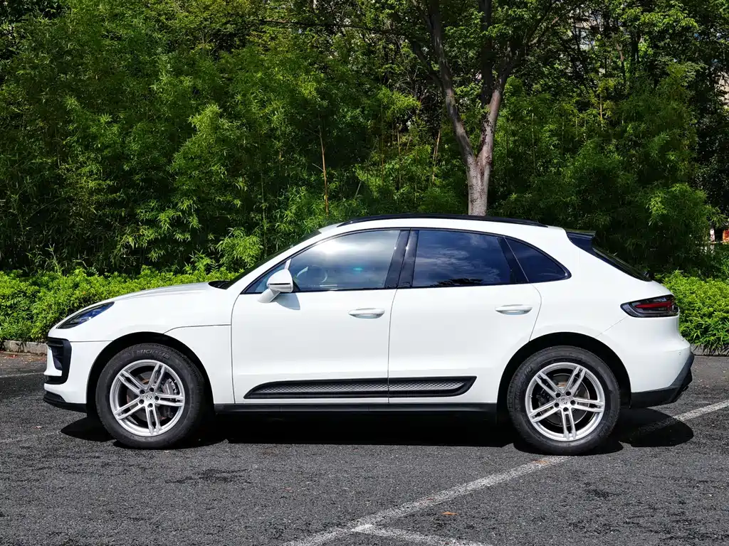 Porsche Macan — фото 5