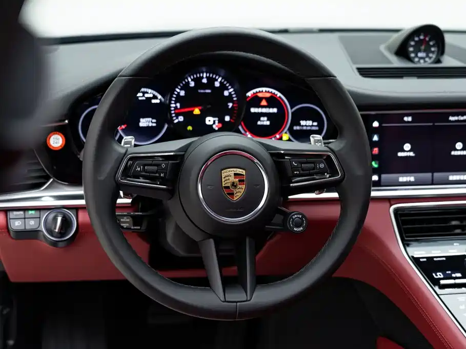 Porsche Panamera — фото 15