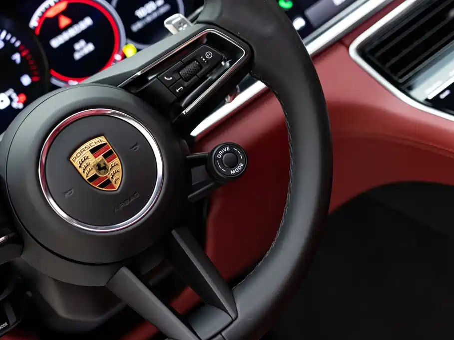 Porsche Panamera — фото 18