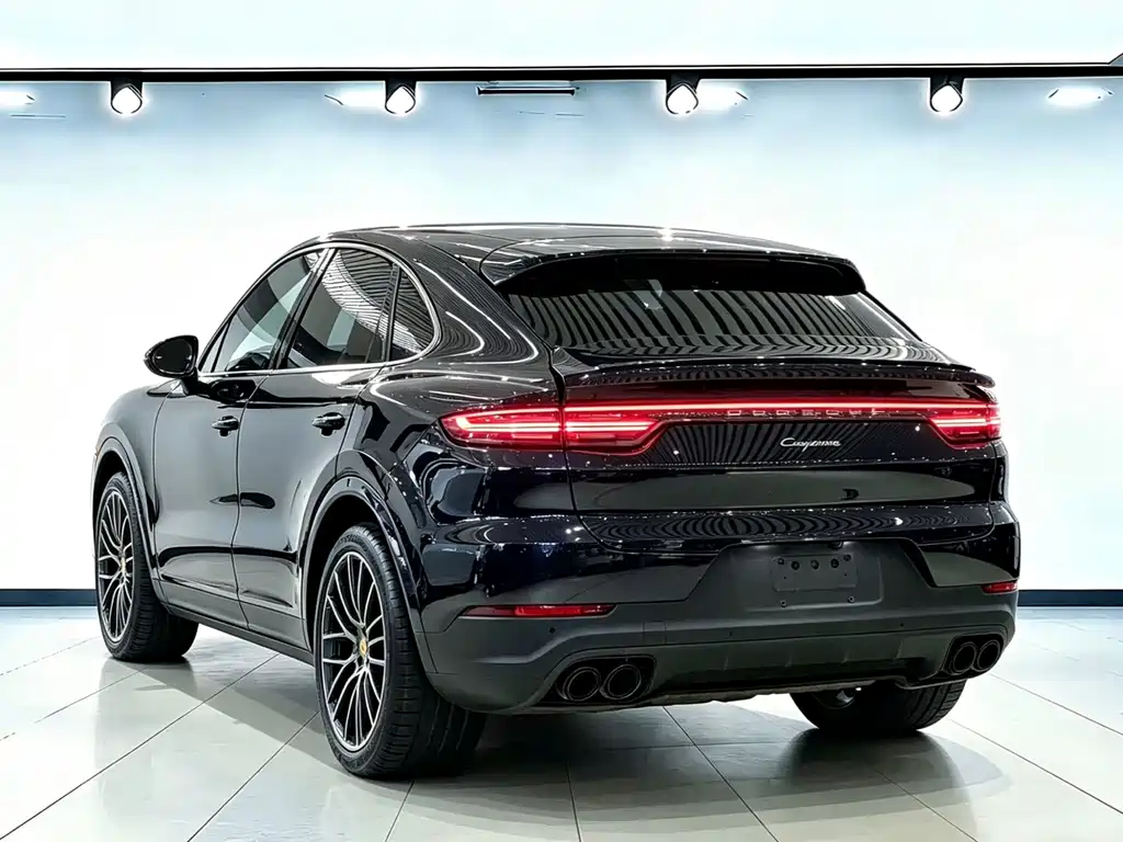Porsche Cayenne — фото 4