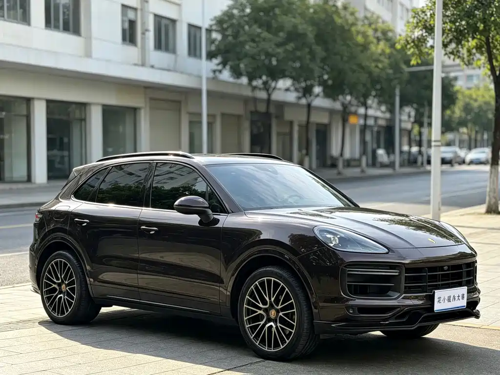 Porsche Cayenne — фото 3