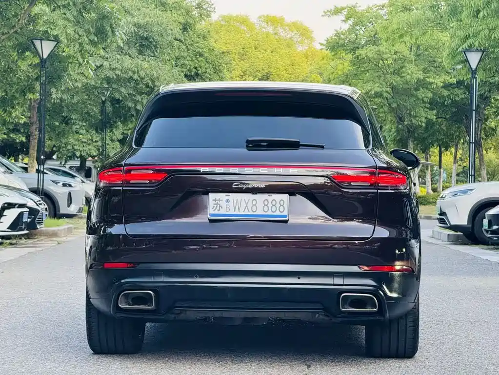 Porsche Cayenne — фото 6