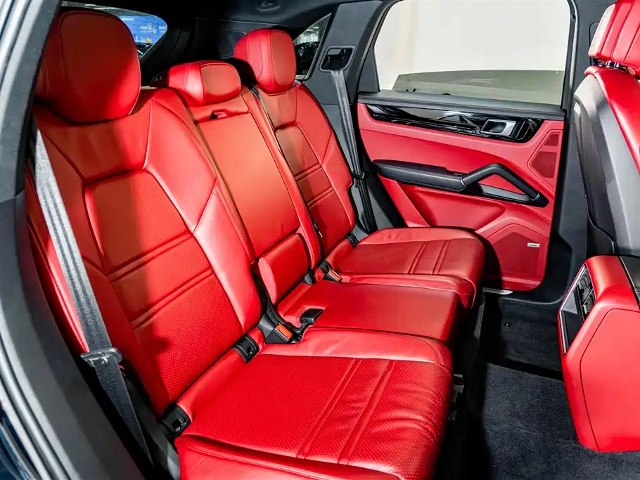 Porsche Cayenne Hybrid — фото 23