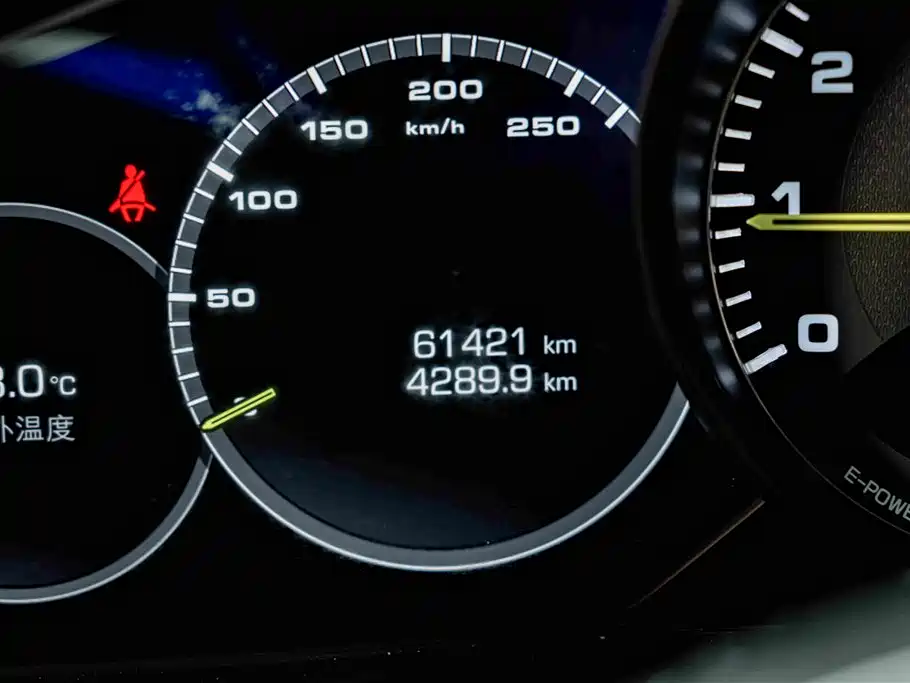 Porsche Cayenne Hybrid — фото 10