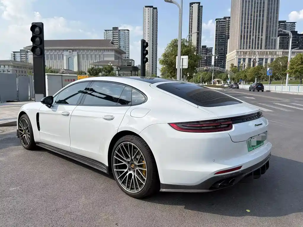 Porsche Panamera Hybrid — фото 4