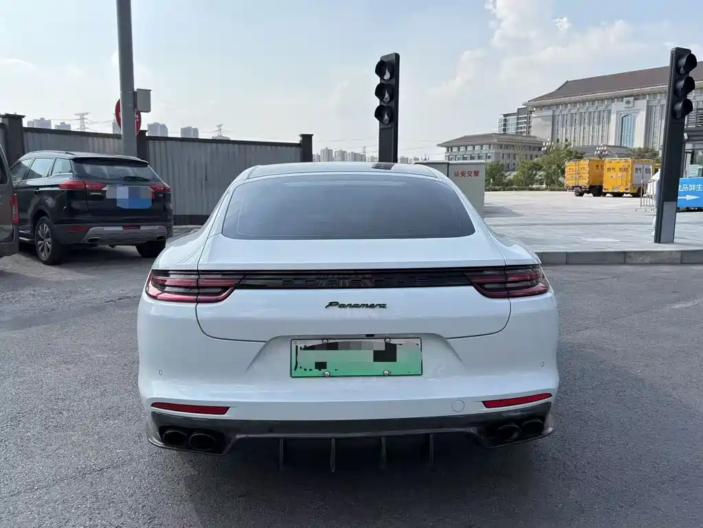 Porsche Panamera Hybrid — фото 5