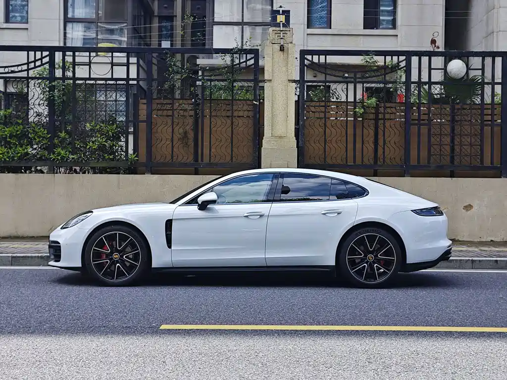 Porsche Panamera — фото 5