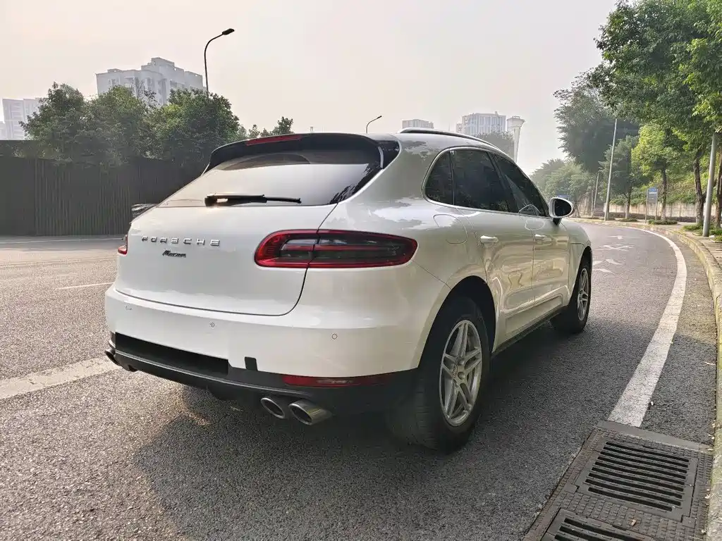 Porsche Macan — фото 4
