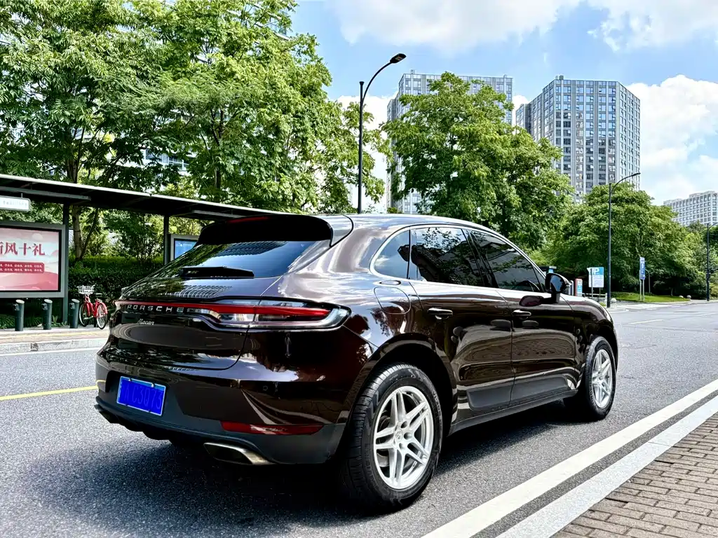 Porsche Macan — фото 7