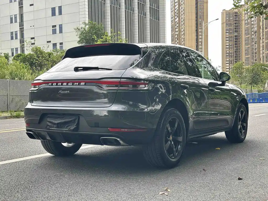 Porsche Macan — фото 6