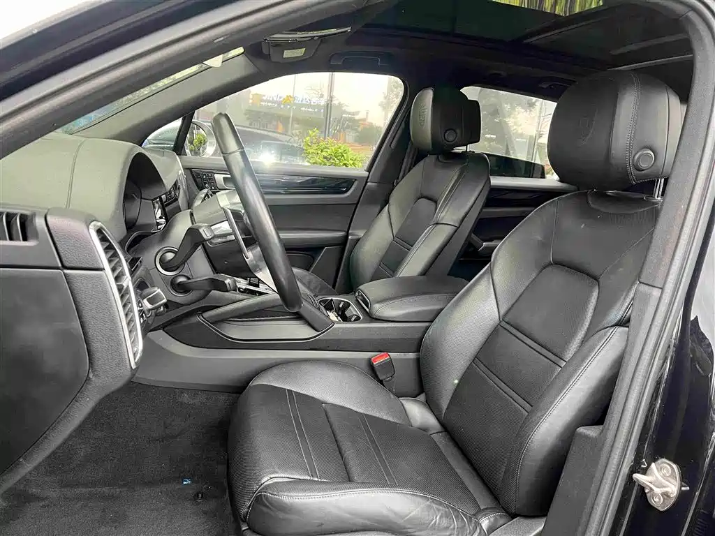 Porsche Cayenne Hybrid — фото 4