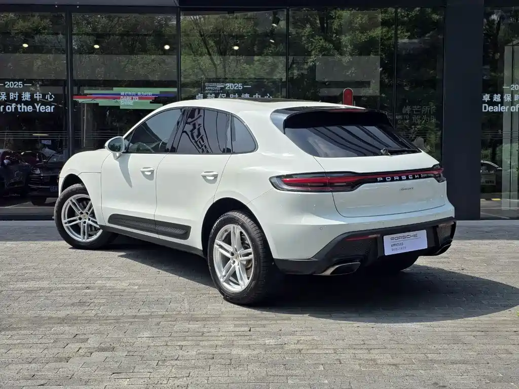 Porsche Macan — фото 6
