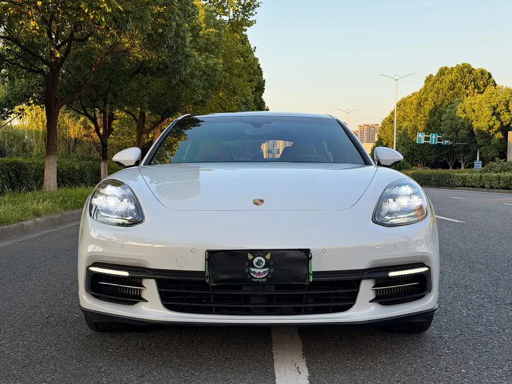 Porsche Panamera Hybrid — фото 2