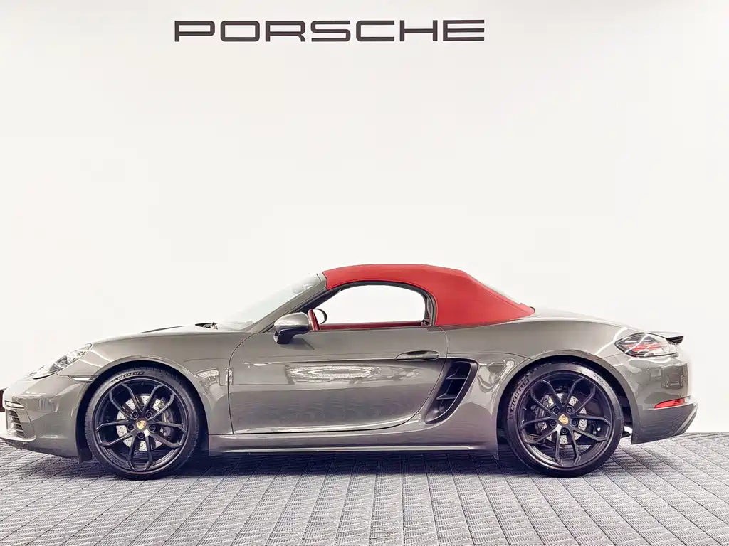 Porsche 718 — фото 6