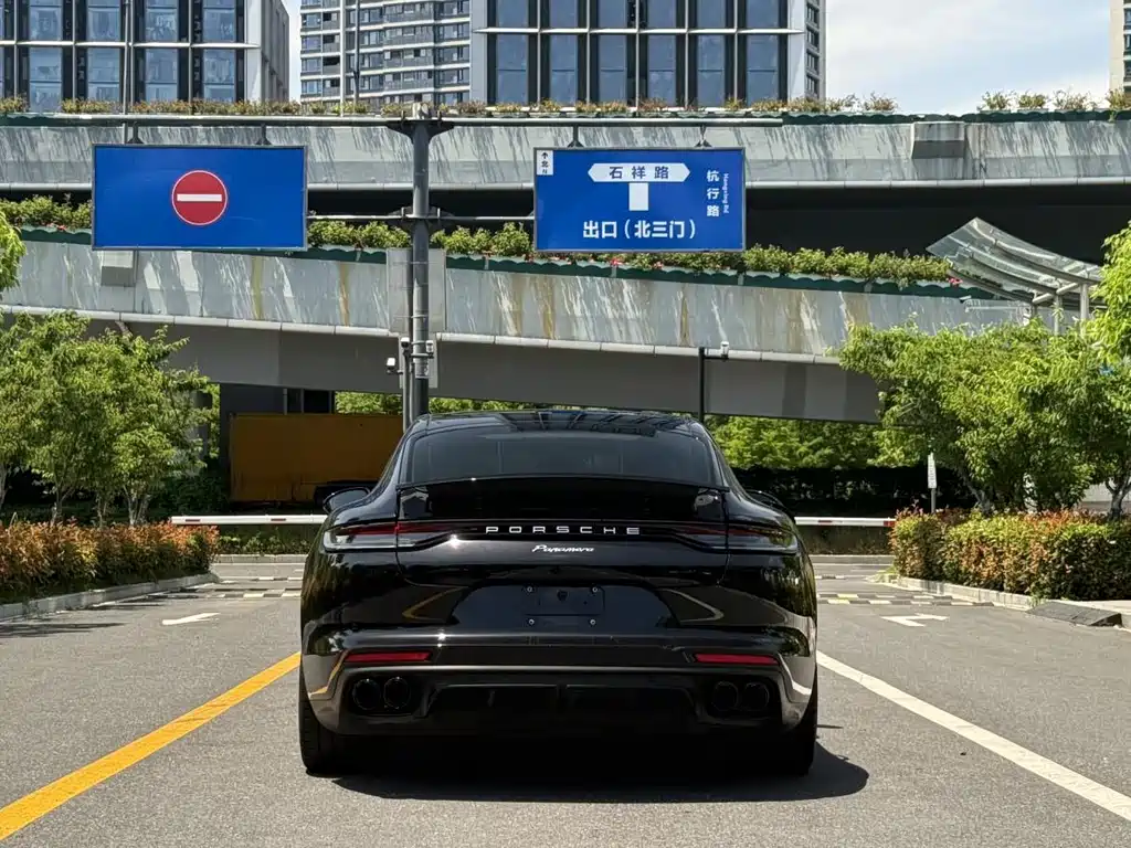 Porsche Panamera — фото 5